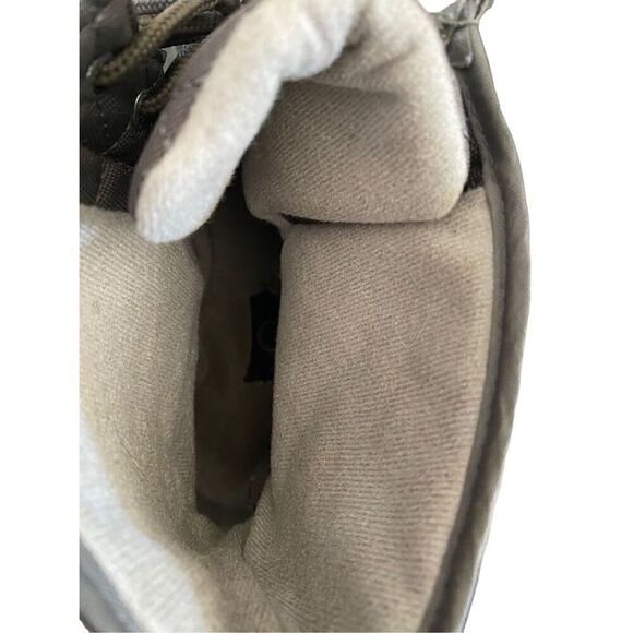 Womens Quilted Winter Boots Sz 12 Outdoors Snow Hunting Casual Everyday - Picture 8 of 9